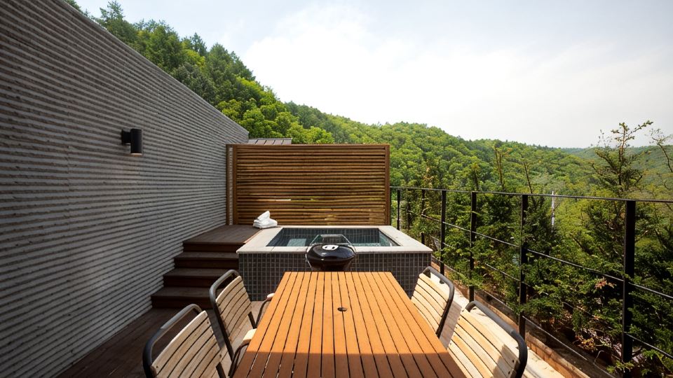 Poolvilla Rym