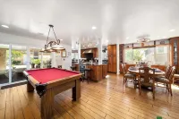 Hot Tub Ocean Views 3 Bedroom Private Home - Jacuzzi