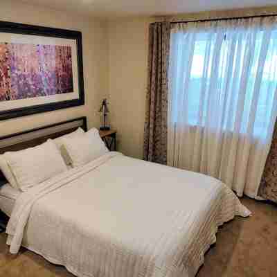 Downtown, Sauna, Next to Park and Rec Center, Rooms