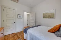 Large home sitting on the marshlands with all your beach vacation needs!