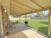 Charming 3-bedroom Texas Tech house with AC and fitness room in Lubbock - Bungalows