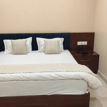 Hotel Shri Vallabh Kripa