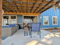The Tillery Barndo - Two bedrooms/loft, dock, flat lot, spa, trampoline, golf