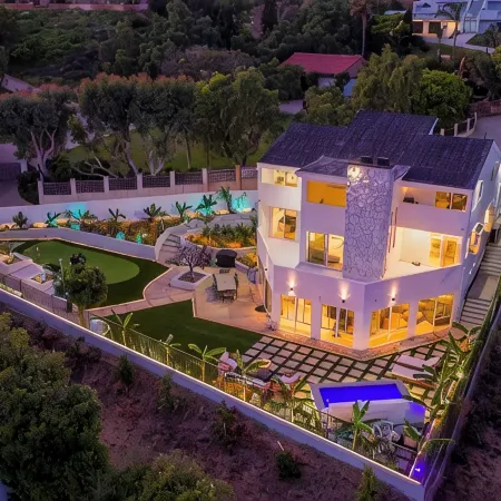 NEW!!! Ocean View Malibu Modern Home w/ Mini Golf & Spa