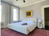 Breathtaking Historic Home minutes from Notre Dame - 4つ星