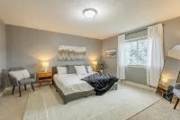 Maple Suite Retreat: Arcade • Ping Pong • HomeGym • Toys • Pool • Playgrounds
