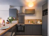 Cosy Apartment with Large Balcony and Private Parking Ξενοδοχεία στην πόλη Λοριάν