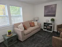 Tranquil House in Charming Calumet Hotels in Calumet