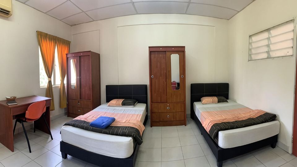 RAILWAY HOSTEL