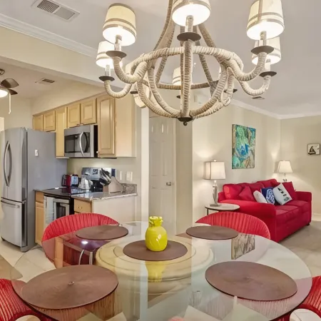 2Bed + 2Bath Blocks from the Beach