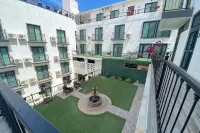 Dog-friendly Hotel Suite With Ocean-view Rooftop Infinity Pool, Central AC & gym