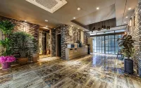 Avenue Hotel