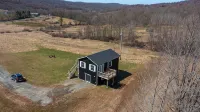 Amazing Views • 7 Acres • Creek • Hot Tub • 30 Min to All Star Village - Wifi