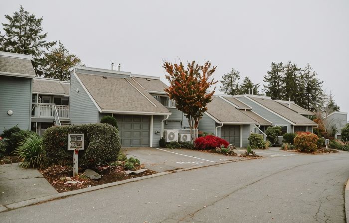 A quiet oceanfront hideaway on the shoreline of Nanoose Bay.