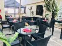 Jam-Bed Hotel and Suites Abeokuta - Breakfast
