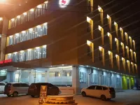 Hotel Grand Sigma - Hostales