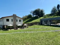 Albergue Casa Sueño Hotels in Comarca Vaqueira