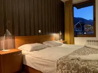 Room-Granat Double Room 2- Next to Gondo