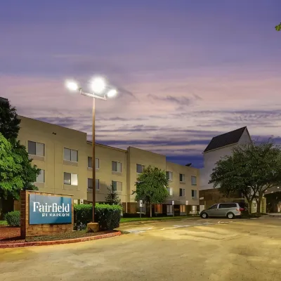 Las Colinas Inn Irving, SureStay Collection by Best Western Hotels near Zero Gravity Amusement Park