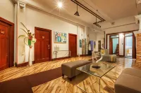 Hotel Quartier des Spectacles - 2-Star