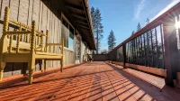 Yosemite Gateway Retreat: Your Ideal Vacation Haven Awaits!