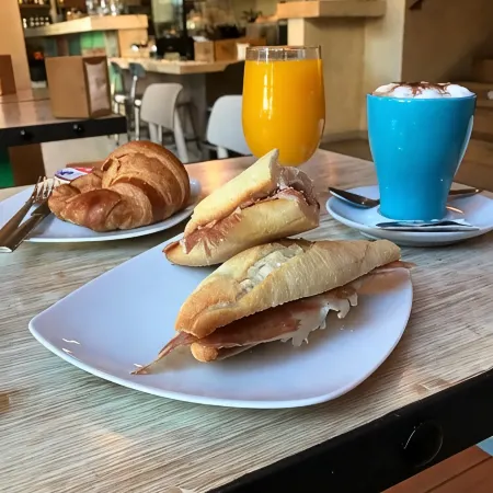 Toc Hostel Sevilla