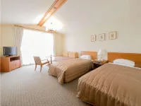 Hotel Harvest Skijam Katsuyama - piscine