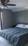 Cozy house with lake view near Marquette - Homestays