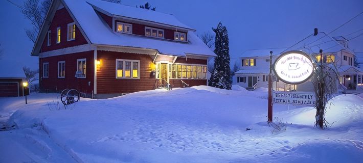 Old Iron Inn Bed and Breakfast Hotels in Aroostook County
