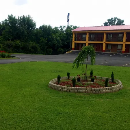 Duffys Motel - Calhoun