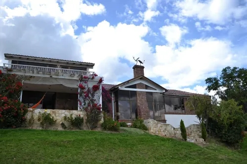 Miravalle Suites