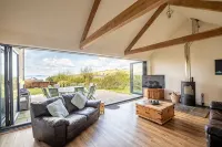 Luxury Holiday Cottage, Beach with Great Sea Views, Broad Haven, Pembrokeshire - Wifi