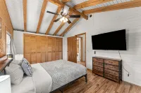Family Friendly, Sleeps 11, Pets allowed! - 4つ星