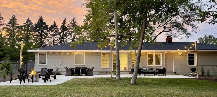 Lakefront Oasis: Hot Tub & Private Beach Hotels in Ottawa County
