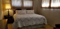 Spacious house with Wifi -- only 10 minutes from Hubbard Lake. - Wifi