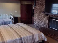 4B Miracle Lodge-Indoor Court-Stay&Play Together-Staycation/Reunions/Events/Ski Hotels in South Jordan