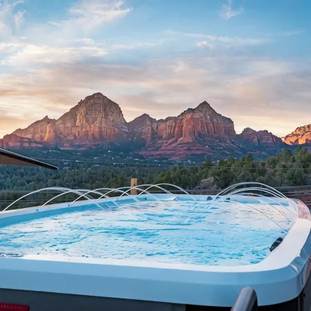 NEW Sedona Uptown Dream 4BR Wow! Views! Pool & Spa