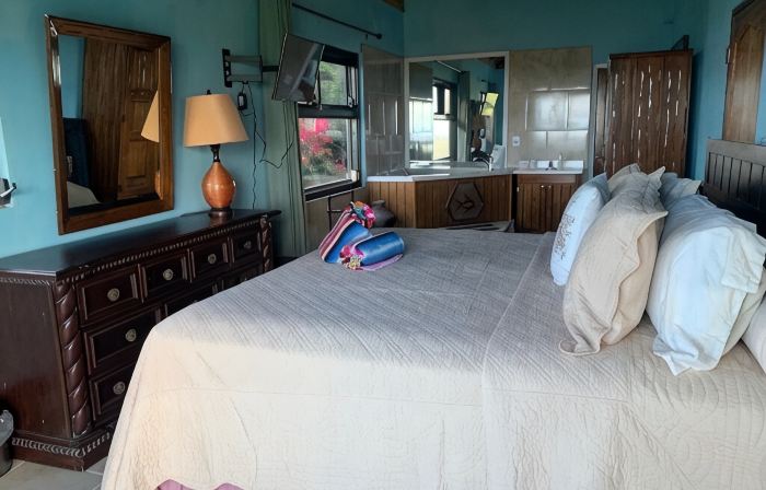 New listing!  Amazing sunrises and ocean views