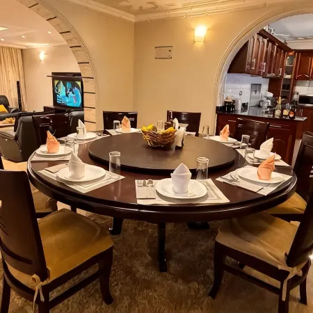 Rwenzori Luxury Suites & Residence