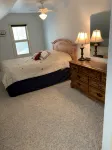 Point Beach Guest House - Large, comfortable & quiet. Large yard. Near beach! - 4-Star