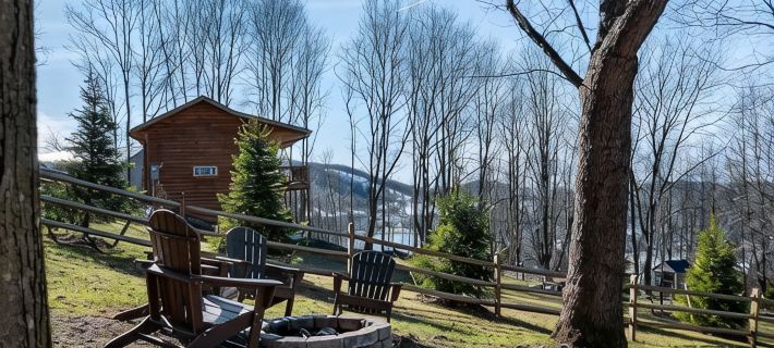 Mountain Life Hotels in McHenry
