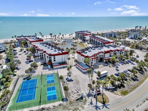Direct Beach Front/Best View of Gulf Remodeled Pointe Santo E36 Sanibel - 4-Star