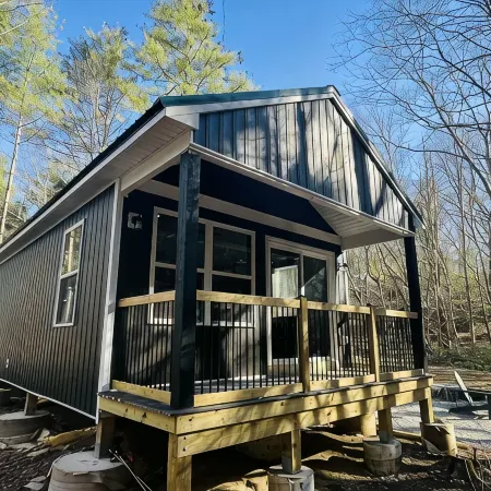 Beautiful new cabins mile off Blue Ridge Parkway in Montebello, VA