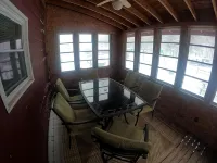 Ugly Cabin, Stunning Escape – Hot Tub! Fire Pit! Fast Wifi! Sunroom! Hiking! - 木屋