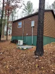 Pine Ridge Cabin - A Cozy Getaway for Two near Jasper AR! - 2-Star