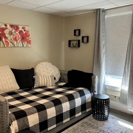One bedroom Apt- Part of a triplex in Barre Vermont! Great Price!