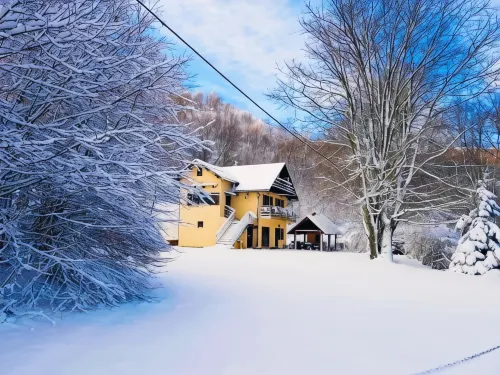 Mountain Pearl Velebit - parking