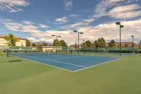 Cozy Cactus Condo, Mountain View Patio, Pools, Hot Tubs, Gym, Pickleball, Resort - Mountain view