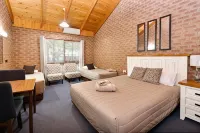 Beechworth Carriage Motor Inn - 3-Star