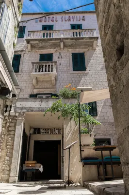 Slavija Culture Heritage Hotel - Business